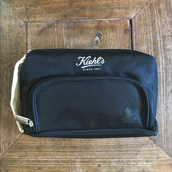 NWOT 3 Kiehl’s Bags, 1 Tote, 1 Toiletry, 1 Makeup - Picture 7 of 15